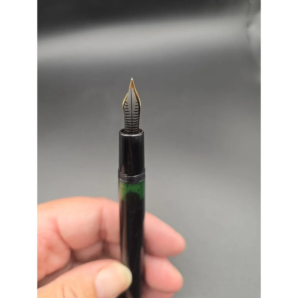 Pelikan 120 fountain Pen Untested For Restoration Purposes Only - Picture 9 of 15